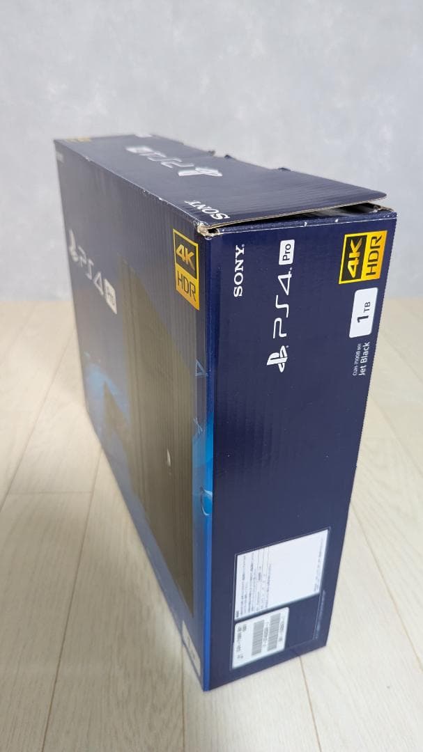 Sony PlayStation 4 Pro 1TB 本体 CUH-7100B Sony PlayStation 4 Pro 1TB 本体 CUH-7100B