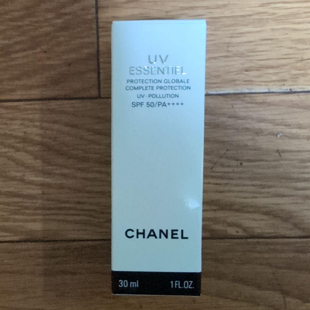 CHANEL UV ESSENTIEL 30ml SPF50/PA++++ 6,020円