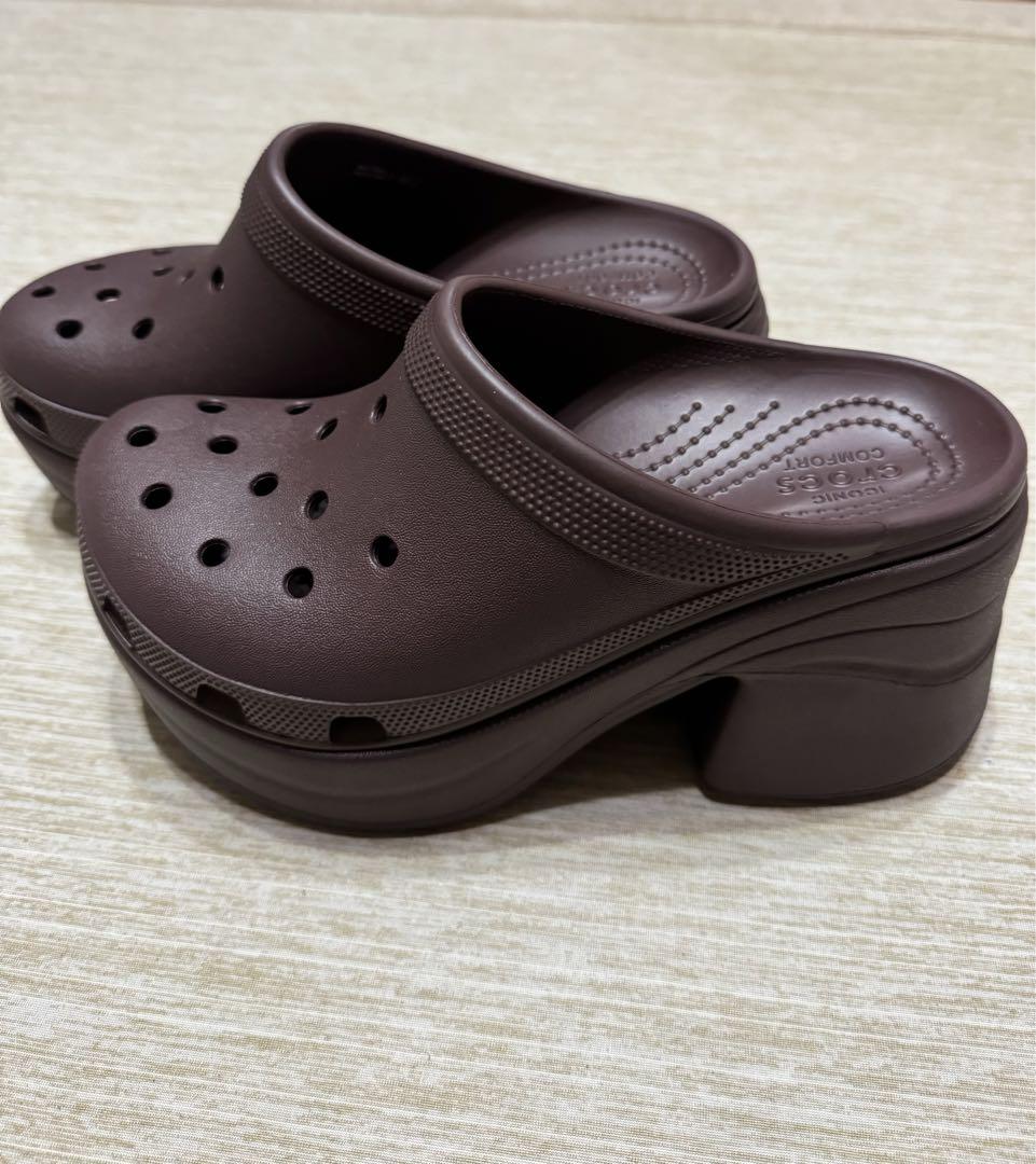 クロックス crocs  Siren Clog/サイレン クロッグ/厚底 ヒール