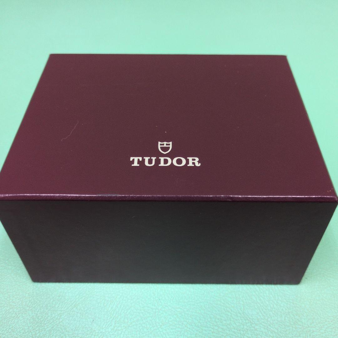 TUDOR シルバー ホワイトダイヤル 時計