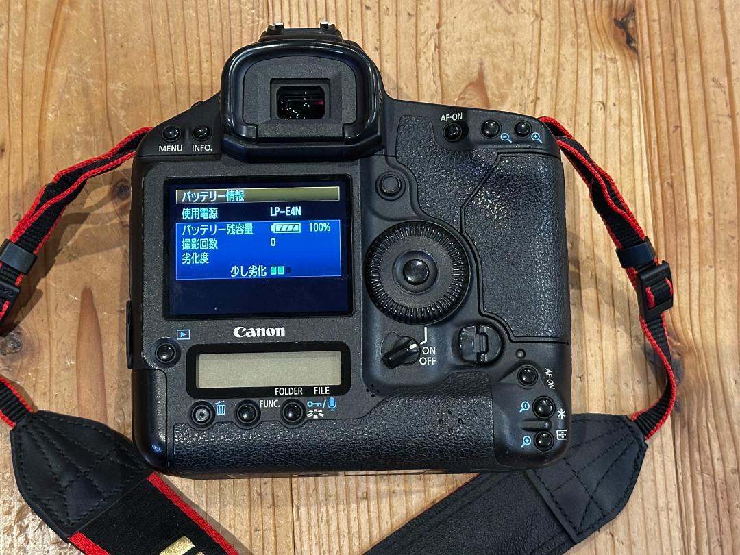 【カズ】Canon EOS-1D Mark IV デジタル一眼レフカメラ