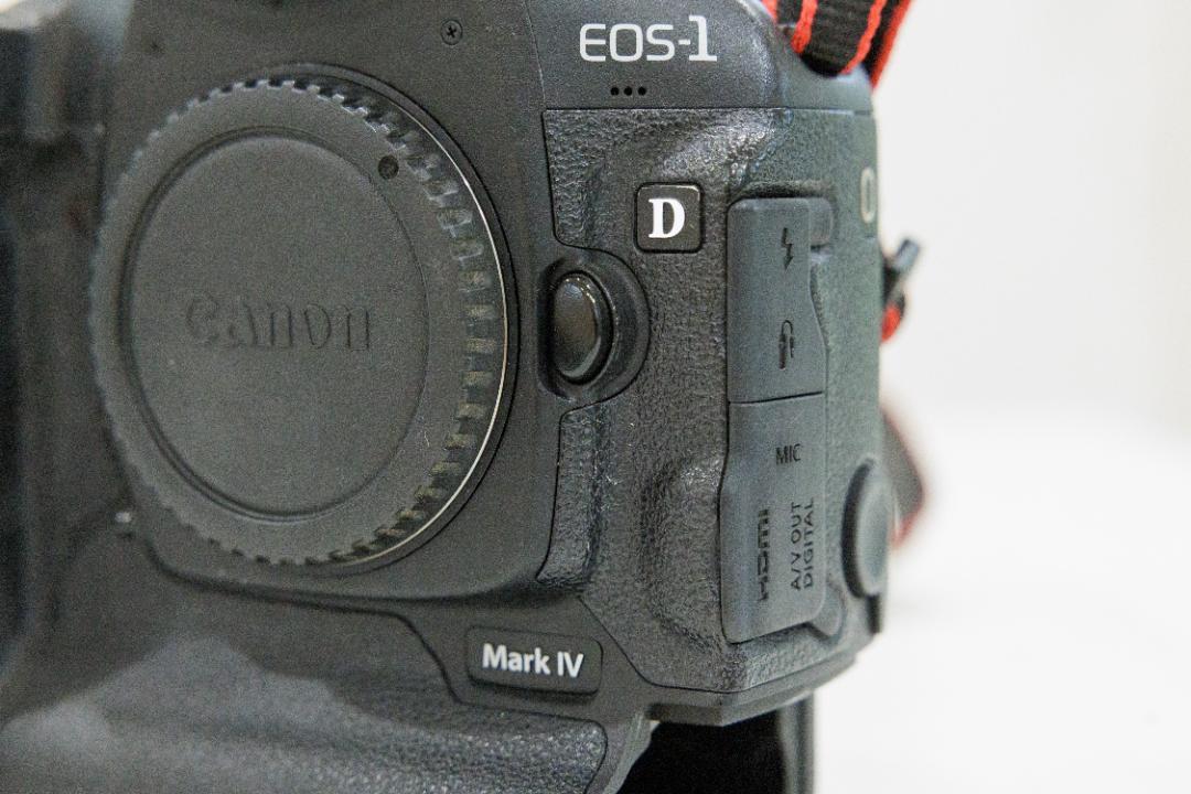 【カズ】Canon EOS-1D Mark IV デジタル一眼レフカメラ