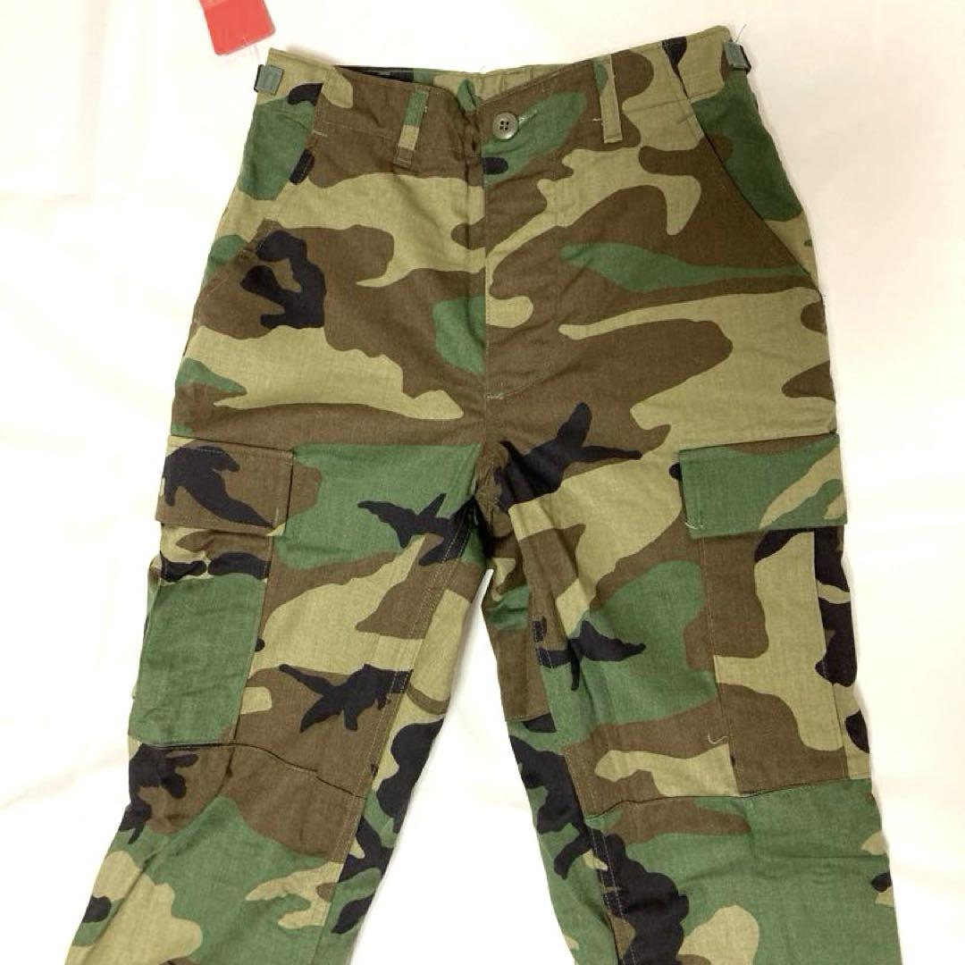 US新品　ウッドランド　迷彩カーゴパンツ メンズ　レディース￼ ミリタリー　①