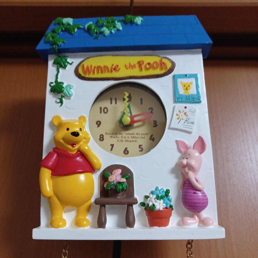 ディズニー　くまのプーさん　ピグレット　立体　3D　振り子時計　壁掛け時計