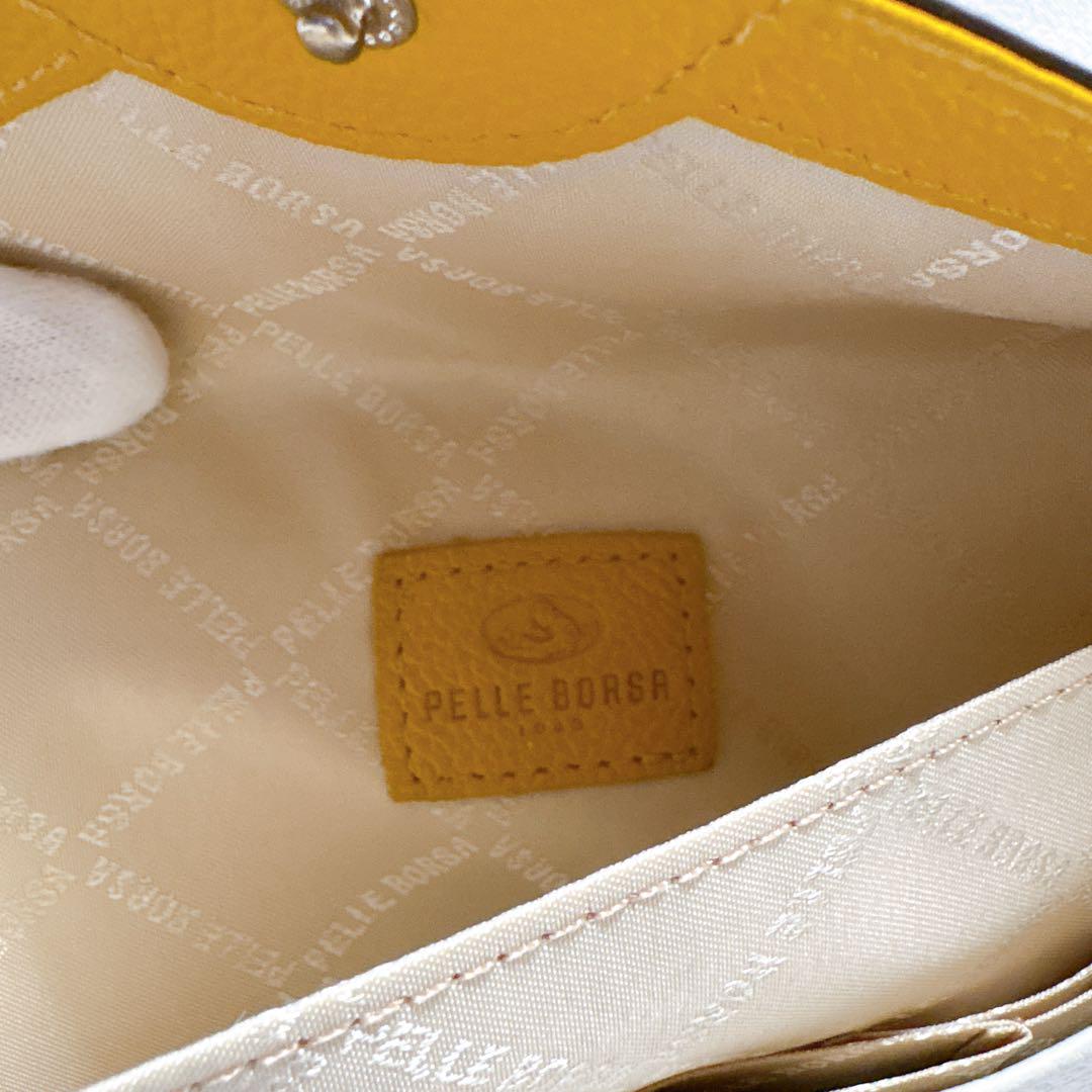 【美品✨】PELLE BORSA 本革 かぶせ レター型 アイボリー レザー