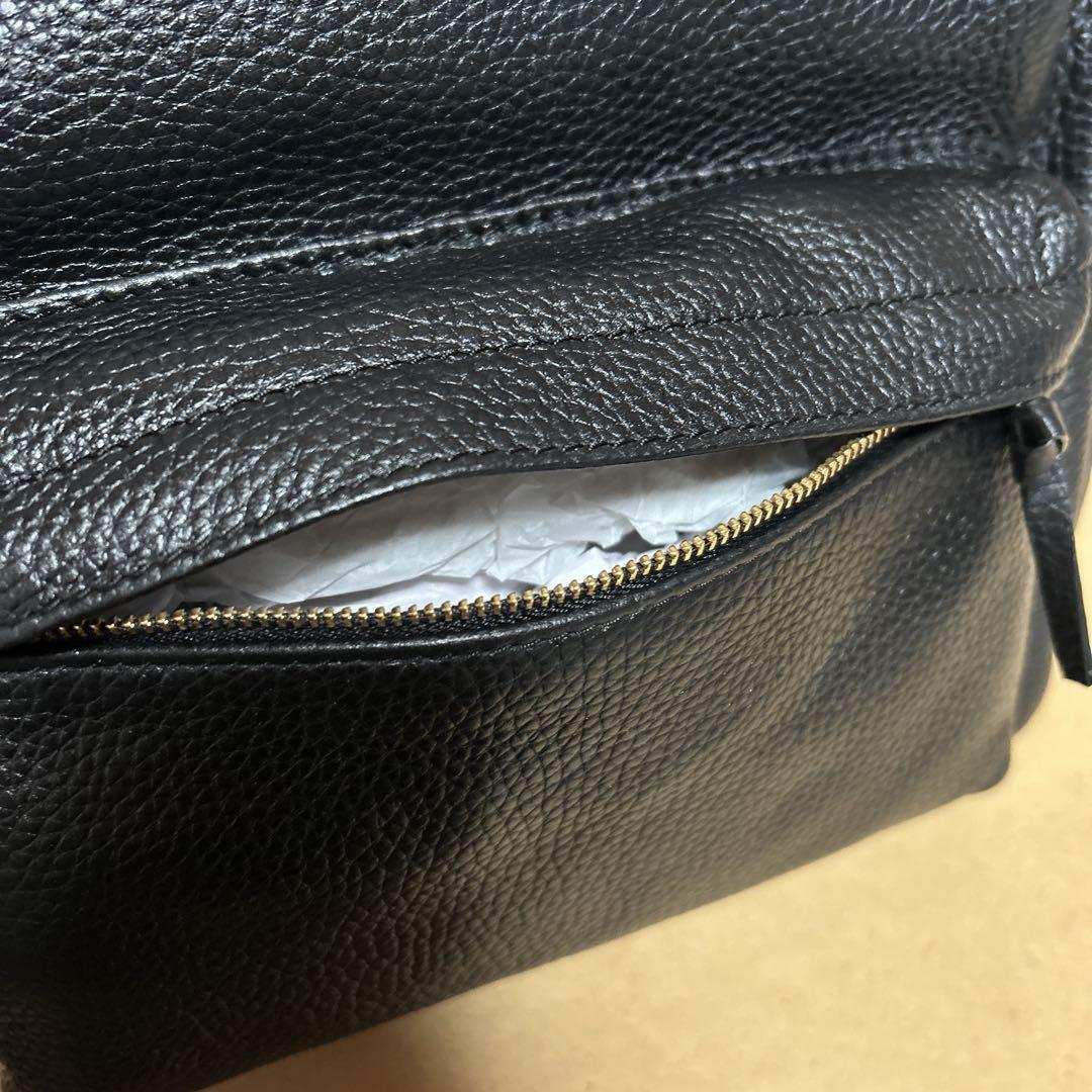 TORY BURCHトリーバーチ　ブラックレザーリュック