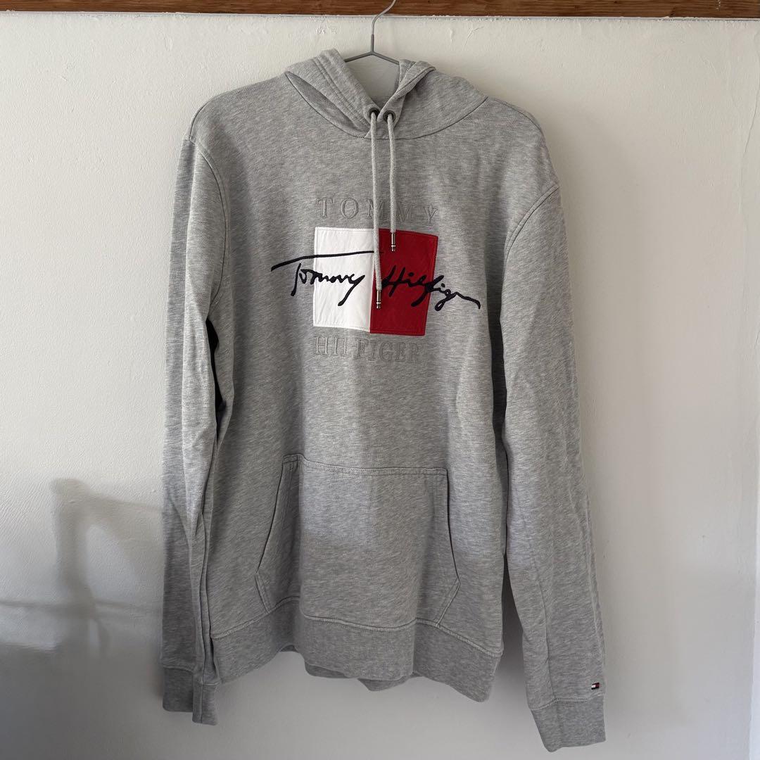 Tommy Hilfiger グレー パーカー
