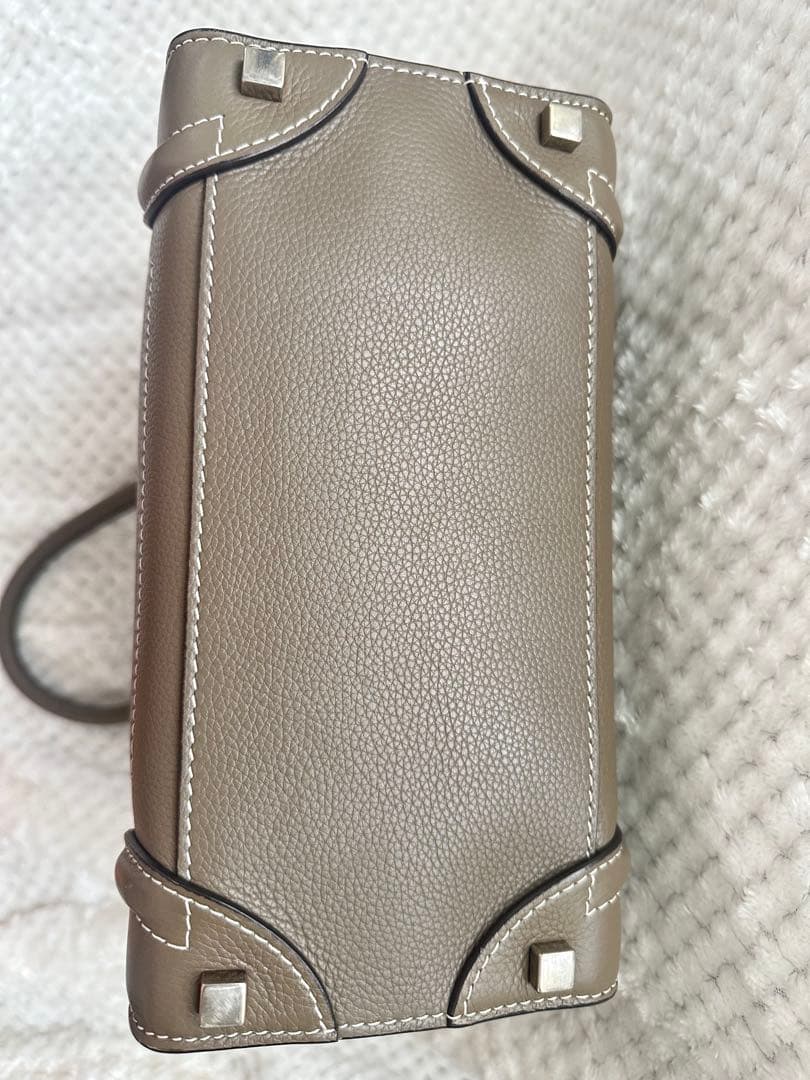 【美品】週末セール セリーヌラゲージマイクロ スリ 【美品】週末セール セリーヌラゲージマイクロ スリ