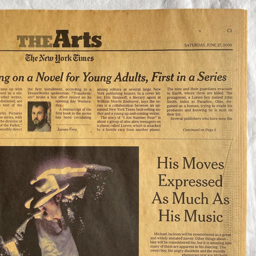 【アメリカで購入】　MJ追悼特別誌　ニューヨークタイムズなど