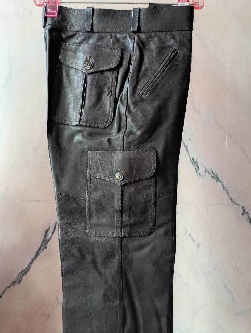 牛革サファリスーツ上下注文仕立ガンパッチ肩章蓋付ポケットベルト付6ツボタン 牛革サファリスーツ上下注文仕立ガンパッチ肩章蓋付ポケットベルト付6ツボタン