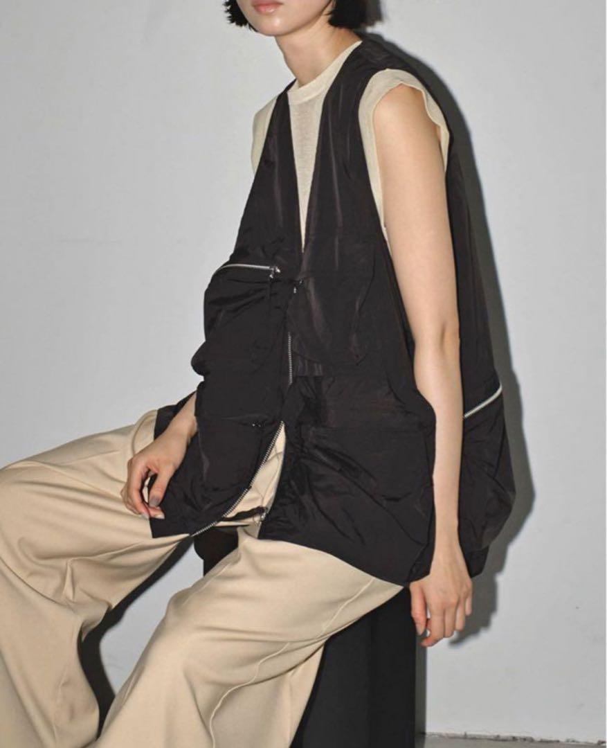 TODAYFUL ナイロンポケットベスト ブラック TODAYFUL（トゥデイフル）の「【TODAYFUL/トゥデイフル