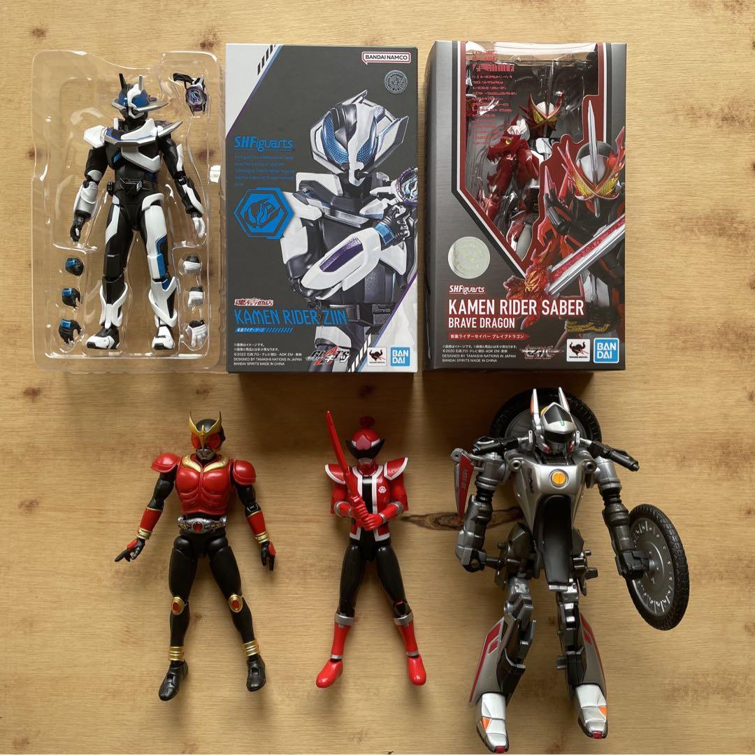 S.H.Figuarts 仮面ライダーセイバー　仮面ライダージーン