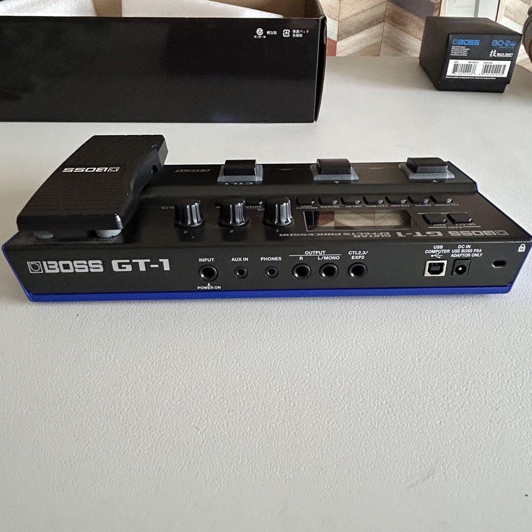 【美品】BOSS GT-1 ギターエフェクターズ　プロセッサー