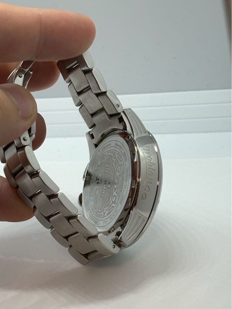 Orobianco オロビアンコ クロノグラフ 腕時計 シルバー ホワイト Orobianco オロビアンコ クロノグラフ 腕時計 シルバー ホワイト