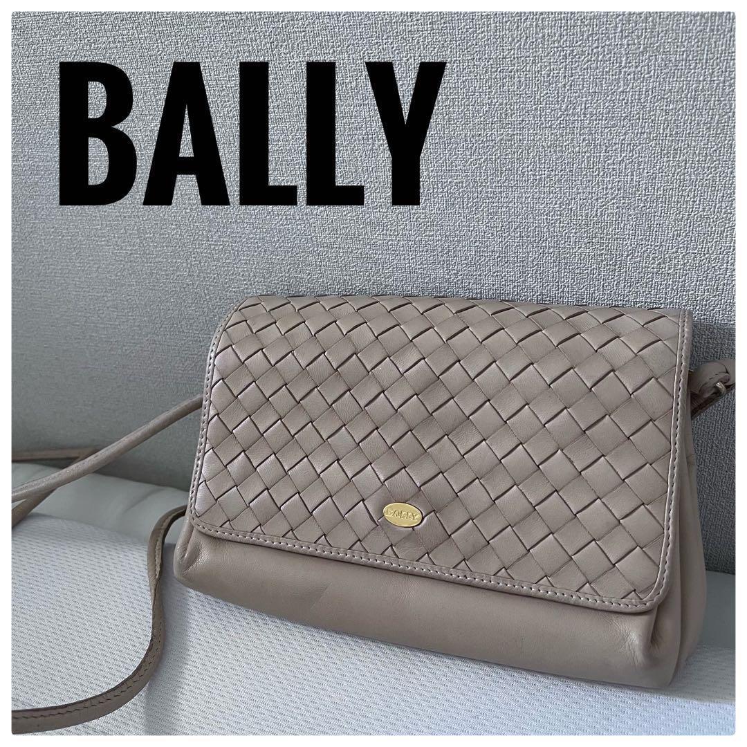 バリーBally ベージュカラーショルダーバッグコンパクトサイズ