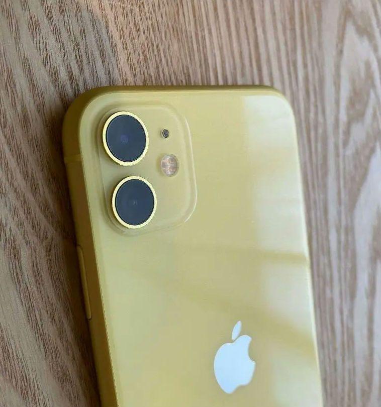 iPhone11 64GB イエロー SIMフリー 美品