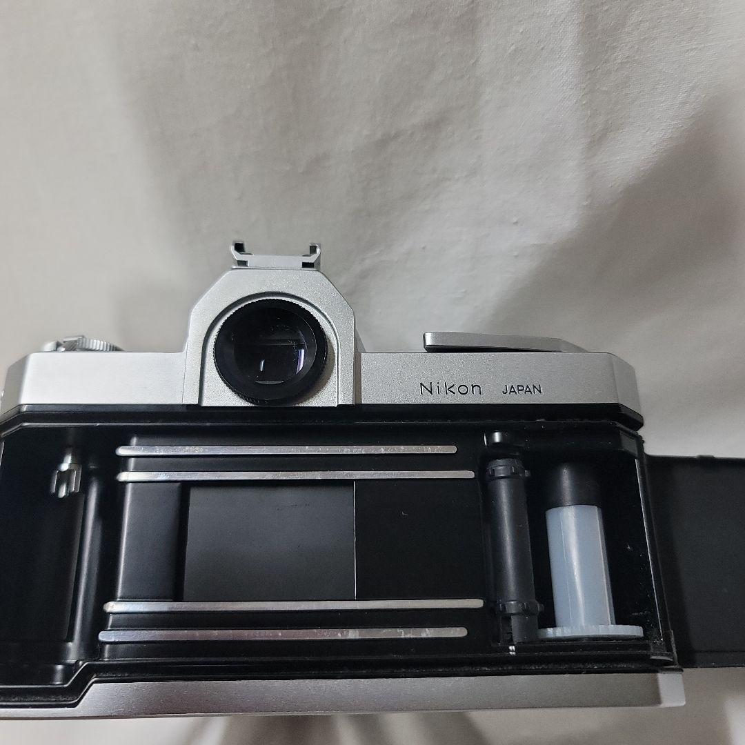 Nikon Nikomat フィルム一眼レフカメラ