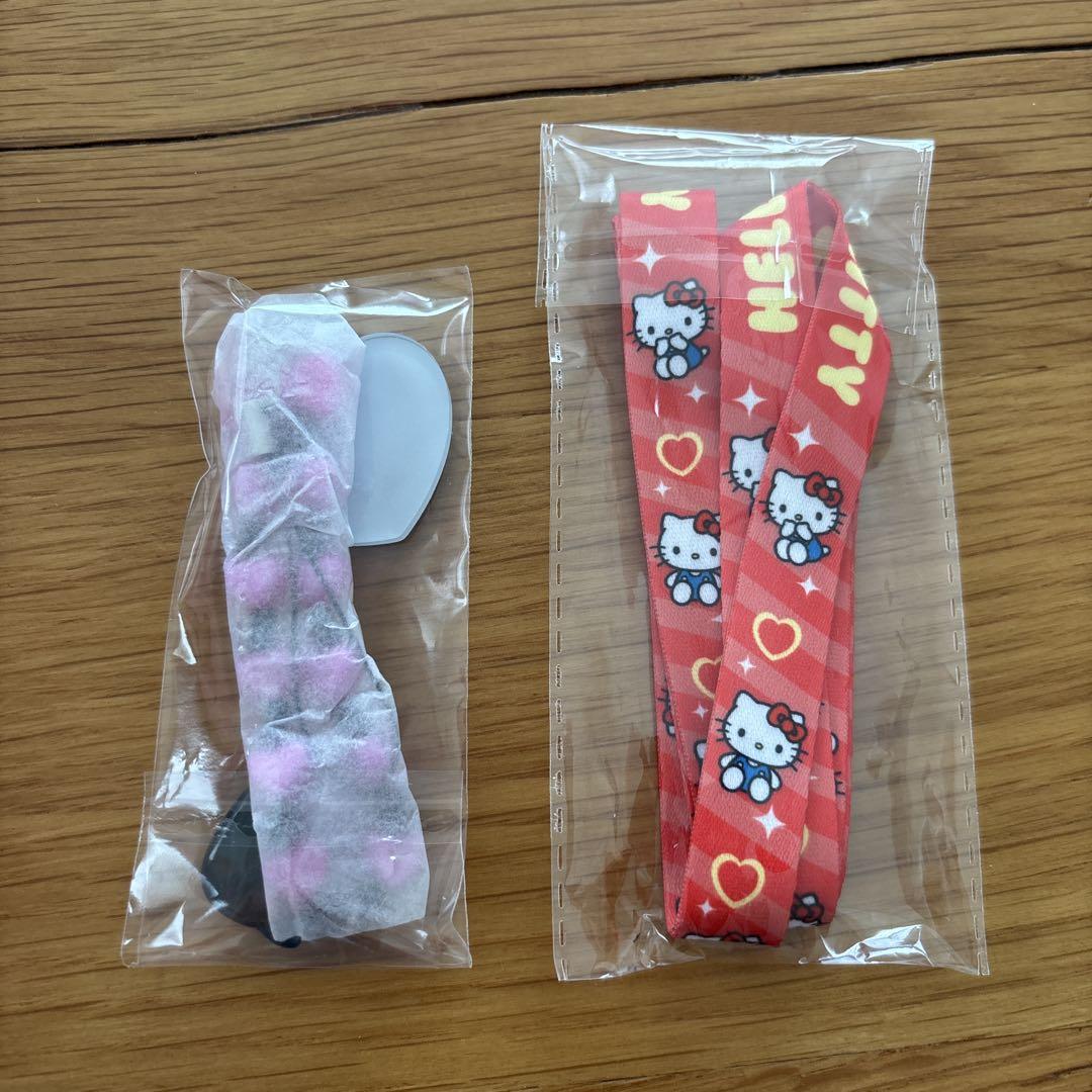 I ♡ Hello Kitty ハローキティ シークレットストラップ Amazon.co.jp: [サンリオ] シークレットストラップ（I Love