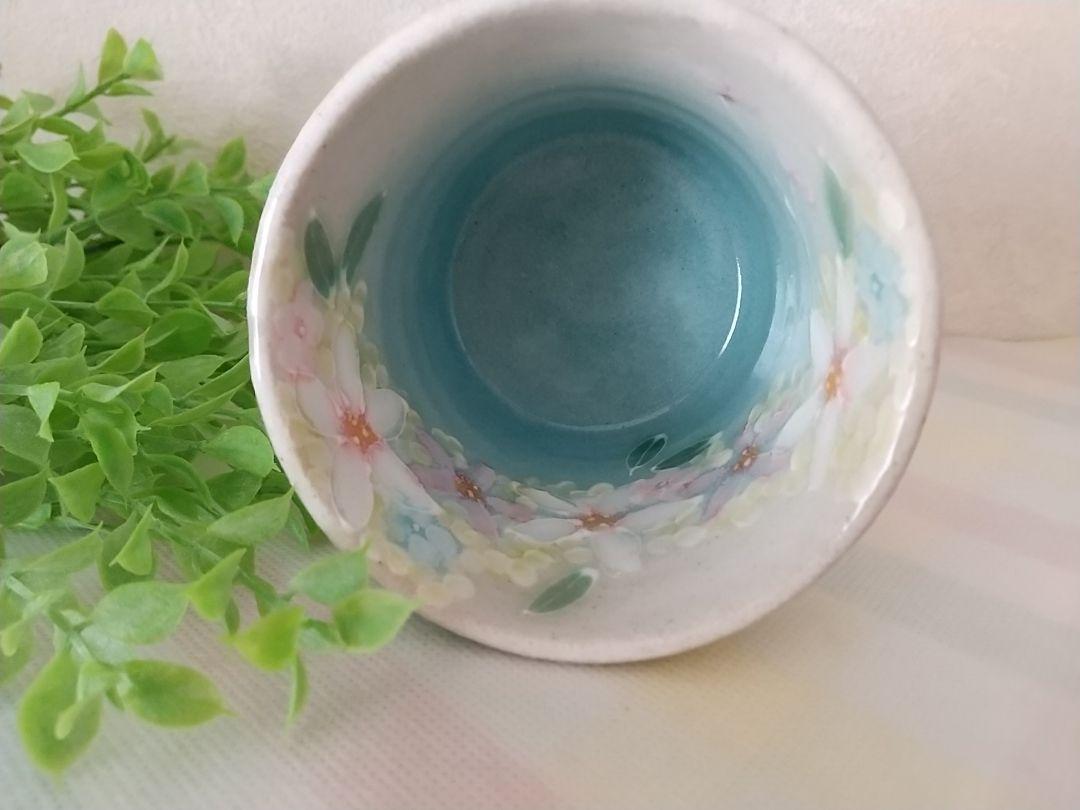 新作続々入荷中 工房ゆずりは やわらかな色合いと柄のフリーカップ 薄紅花