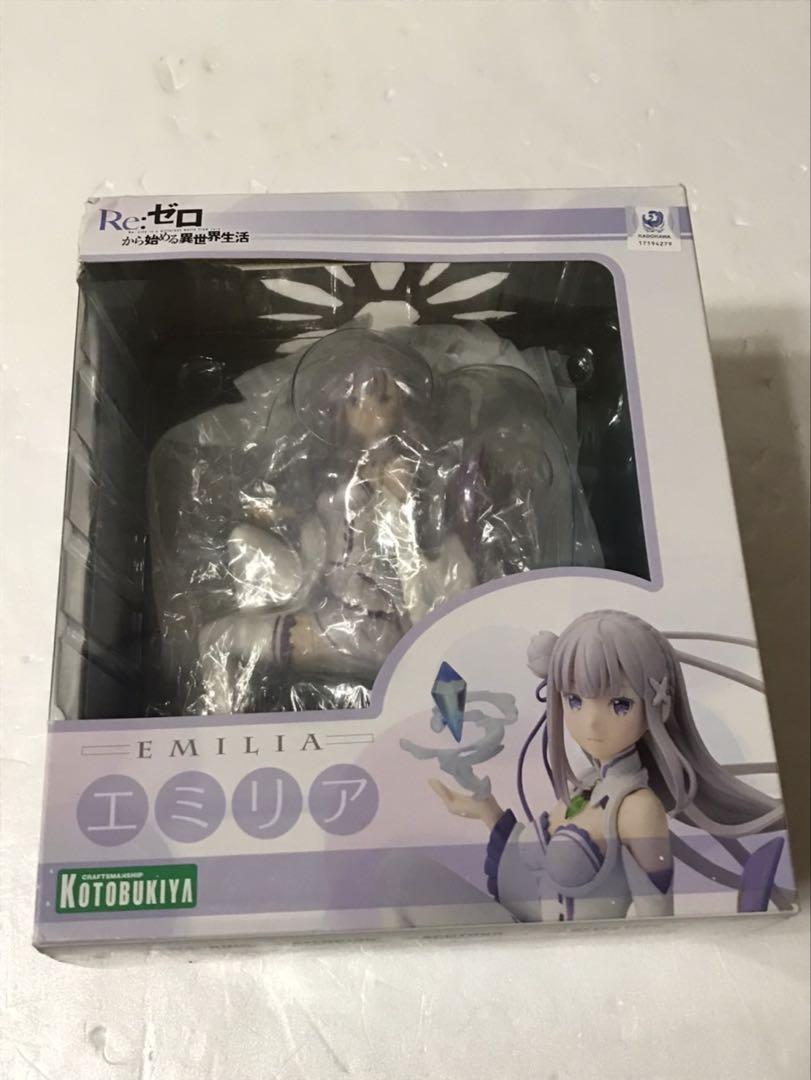 コトブキヤ Re: ゼロから始める異世界生活 エミリア 1/8スケール PVC製