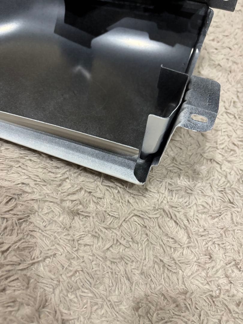 ハイエース　200系　トヨタ純正　フェンダーパネル(純正パールホワイト) 左側