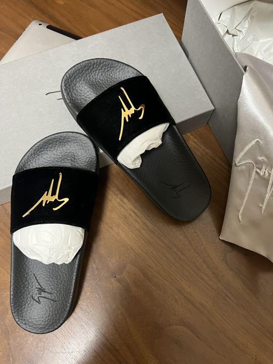 ジュゼッペ ザノッティ GIUSEPPE ZANOTTI サンダル Velvet