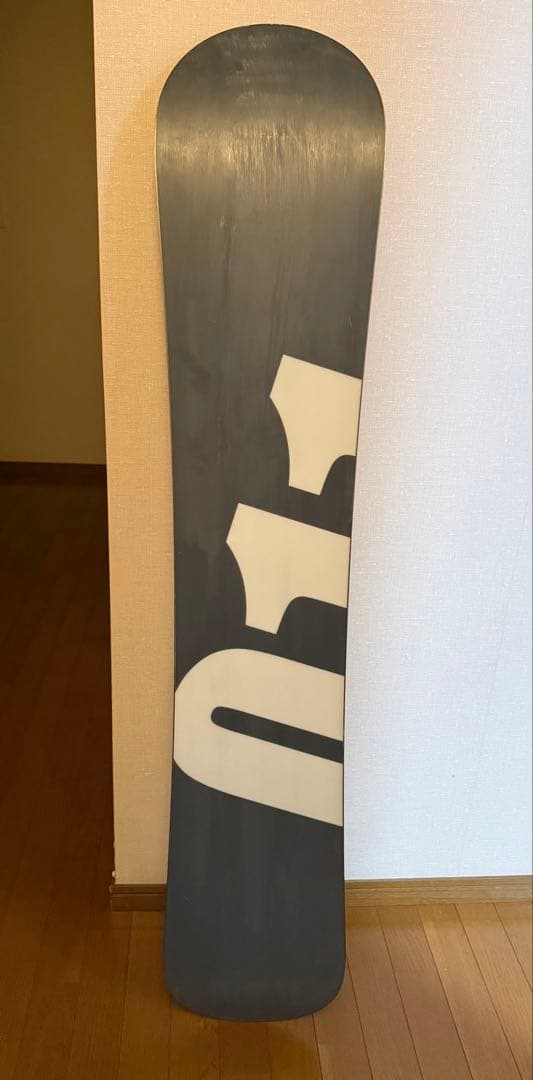 011artistic 143 スノーボード板 011artistic 143 スノーボード板