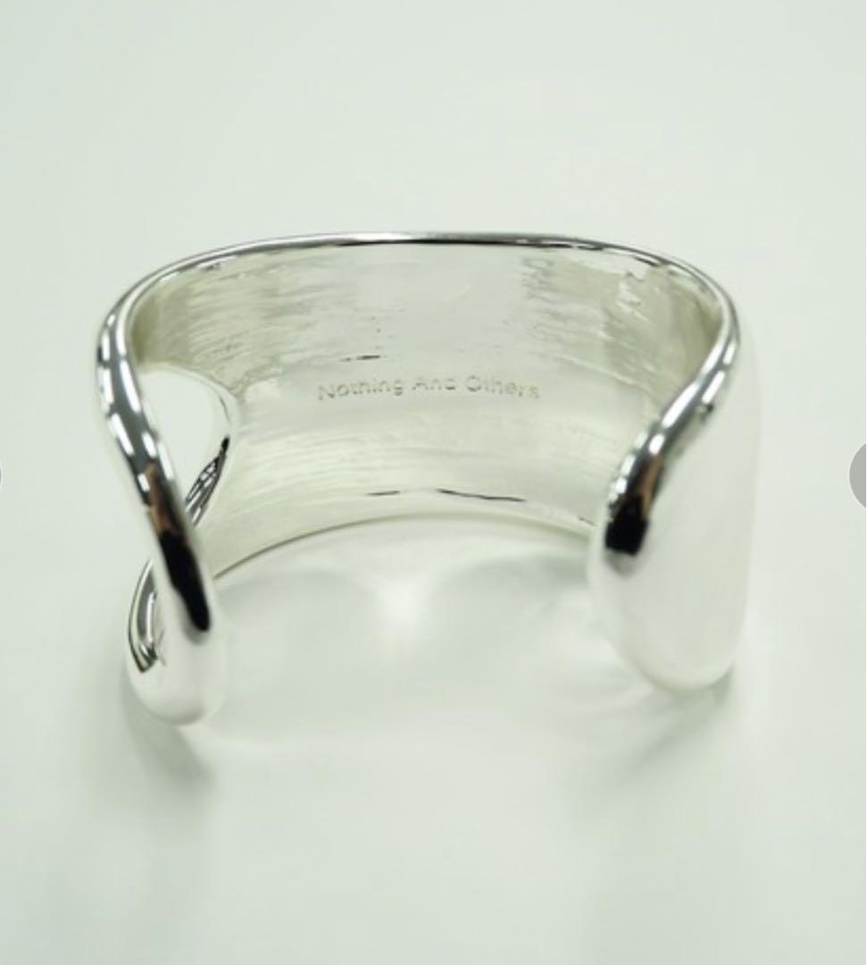 アクセサリー Nothing and Others Sidehole Bangle