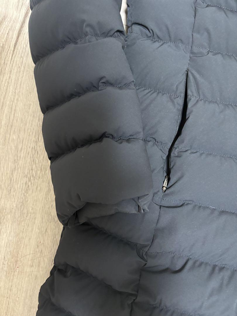 値下げ❣️２０２４年１２月購入❣️CAPE HORN ブラックダウンコートサイズ４２