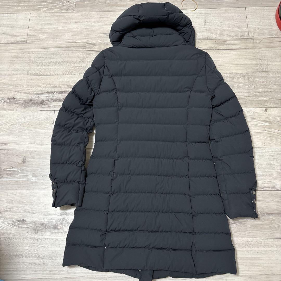 値下げ❣️２０２４年１２月購入❣️CAPE HORN ブラックダウンコートサイズ４２