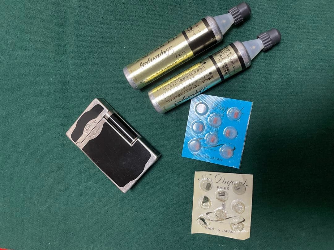 S.T. Dupont ガスライター ブラック×シルバー　漆　専用ガス・石セット
