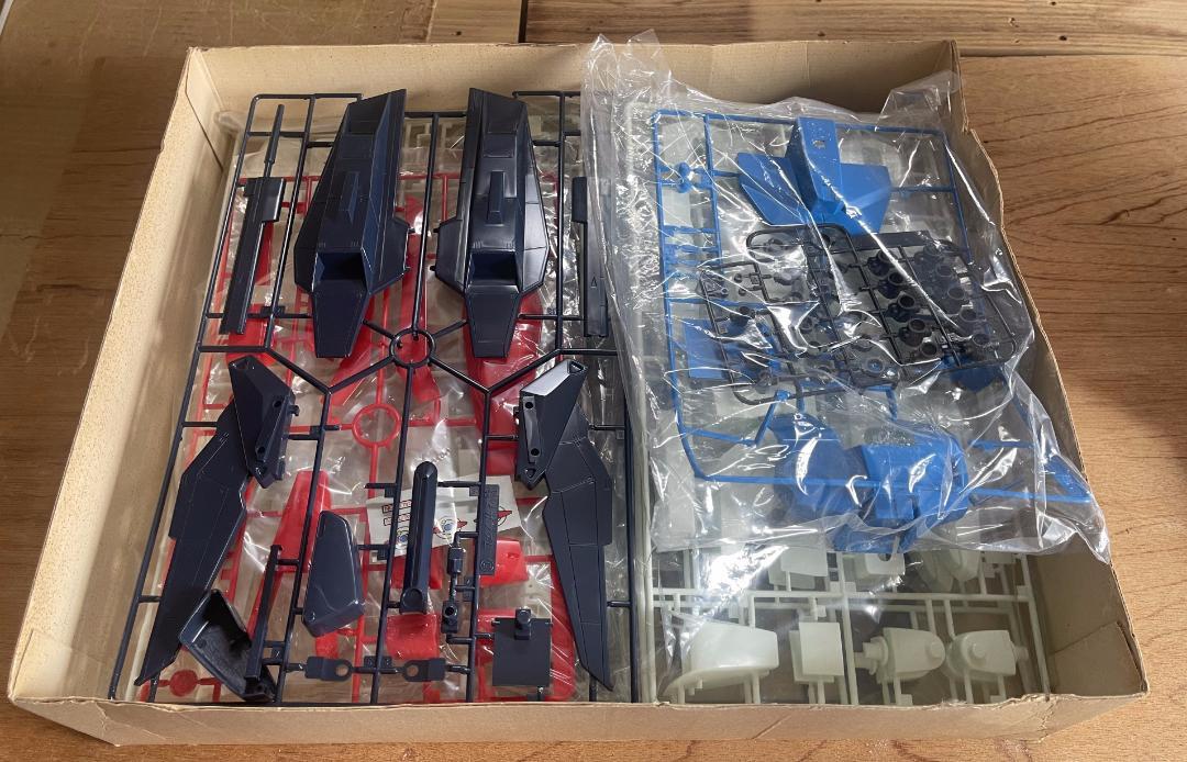 【旧キット】　1/60 Zガンダム