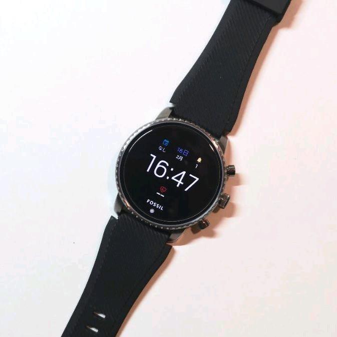 fossil ftw4012 explorist hr