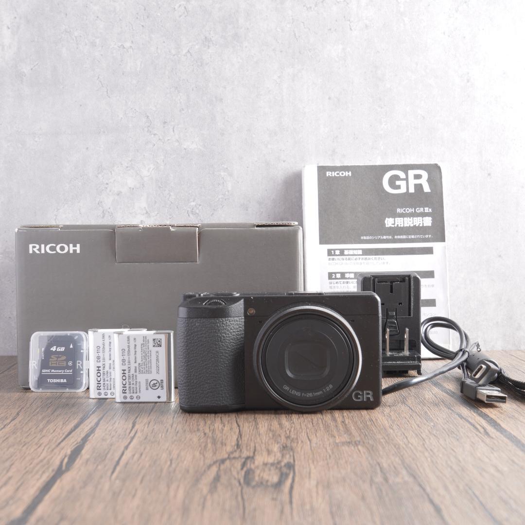 ✨ショット数1464回で超美品✨高性能✨RICOH GR IIIx　444