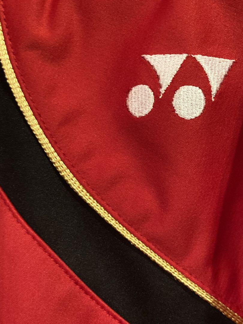 4点セット　YONEX GOLD×REDジャケット スポーツウェアLサイズ　美品