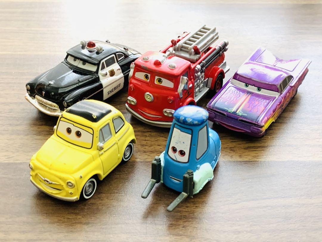 トミカ カーズ ミニカー 20台セット(ラジエーター・スプリングスメンバー) 廃盤 トミカ カーズトミカ ラジエータースプリングスセット