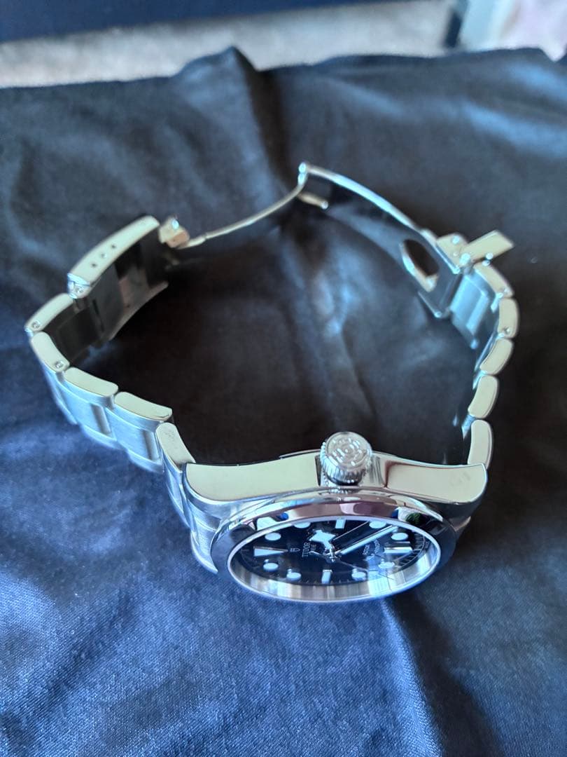 TUDOR 自動巻き腕時計 ブラック　チューダー　79500 美品