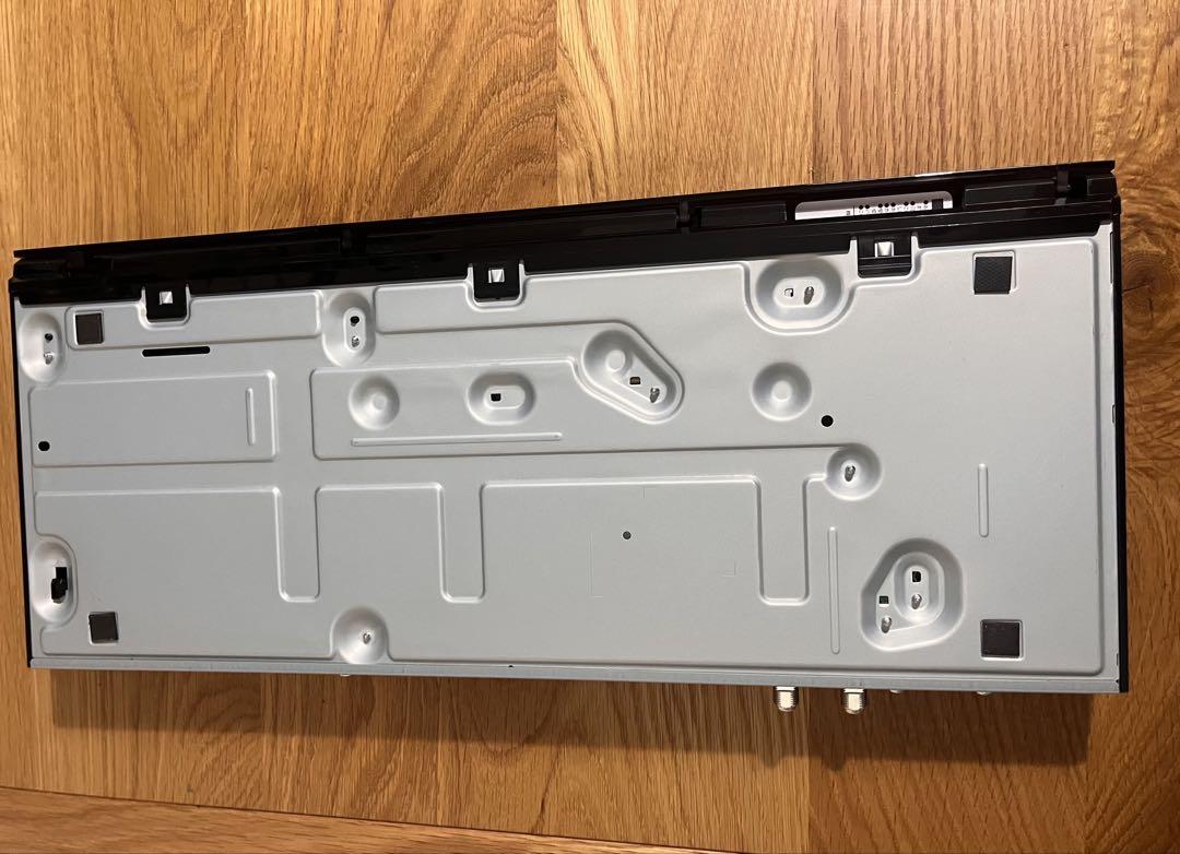 DMR-BRW1050