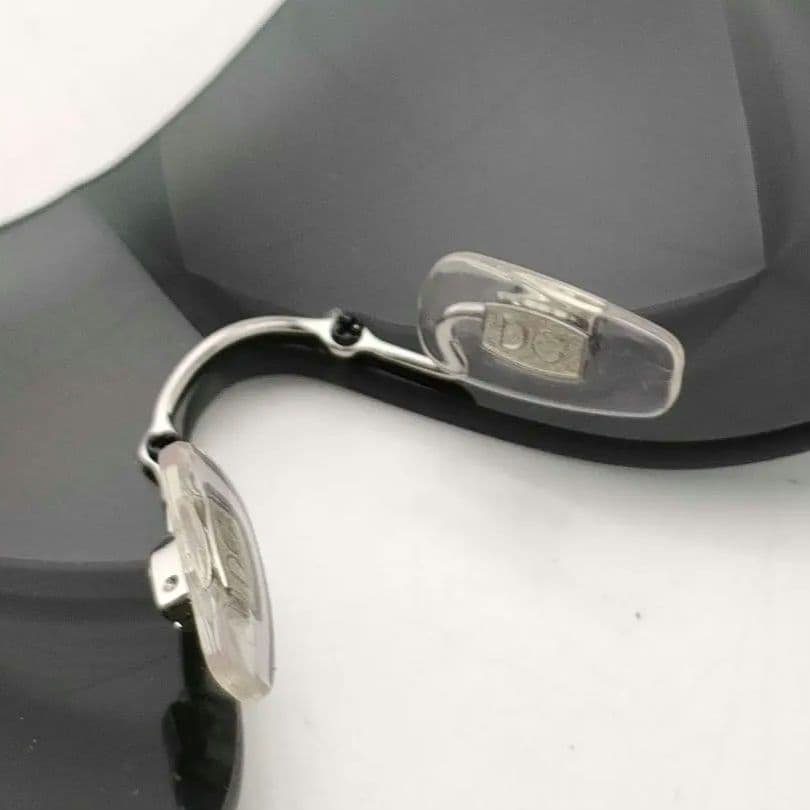 ドルチェ&ガッバーナ ラインストーン サングラス 新品未使用　小顔効果 ドルチェ&ガッバーナ ラインストーン サングラス 新品未使用 小