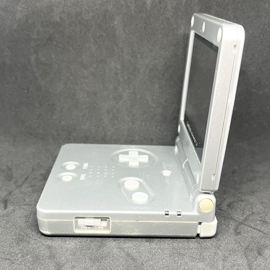【ジャンク品】ゲームボーイアドバンスSP シルバー AGS-001 バッテリー無