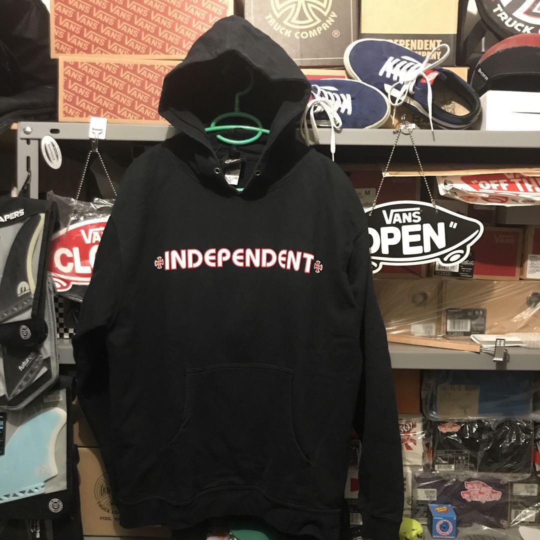 00s INDEPENDENT アイアンクロス プルオーバーフーディー