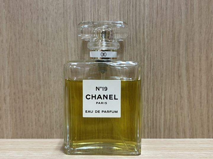 ❤️美品‼️シャネル N°19 オードゥ パルファム50ml❤️
