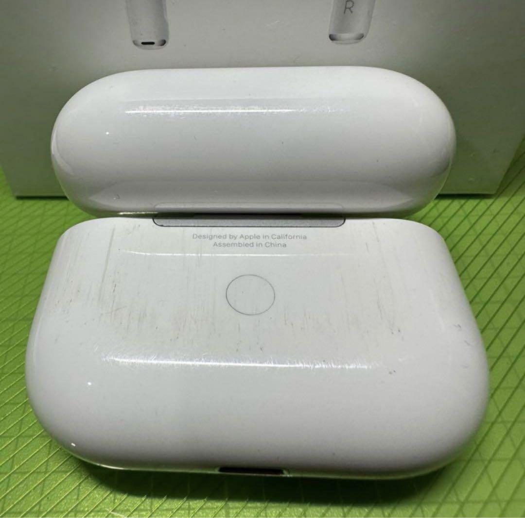 AirPods pro 第一世代　 充電器　エアーポッズ充電ケースのみ