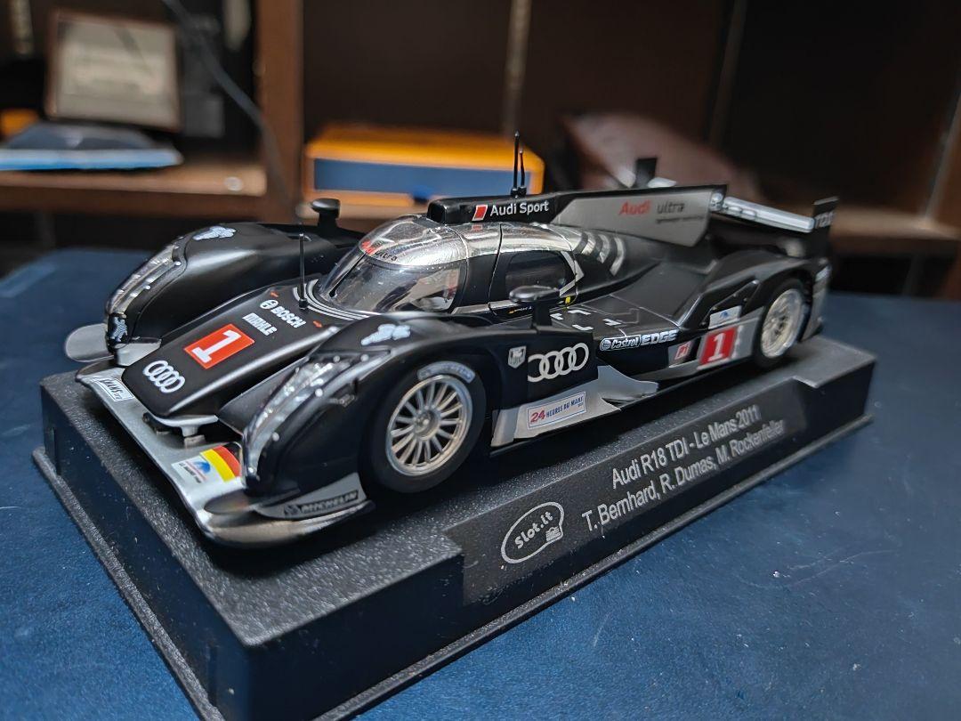 Slot.it Audi R18 TDI 2011 ル・マン スロットカー