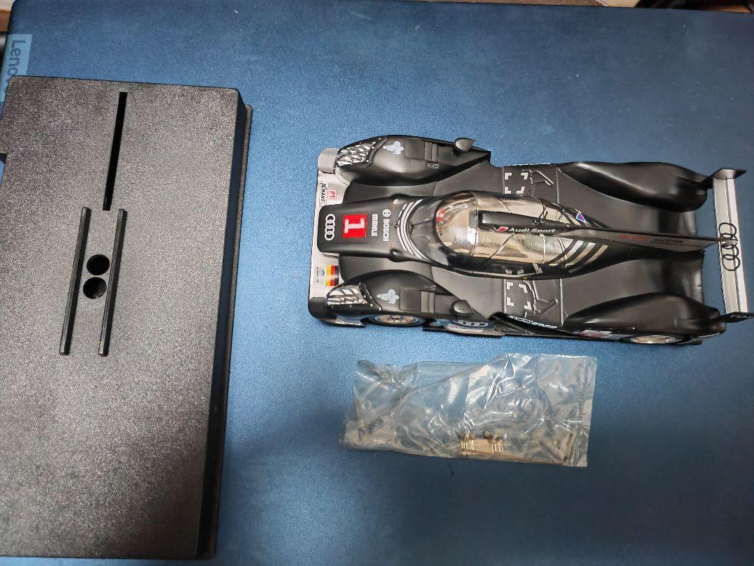Slot.it Audi R18 TDI 2011 ル・マン スロットカー