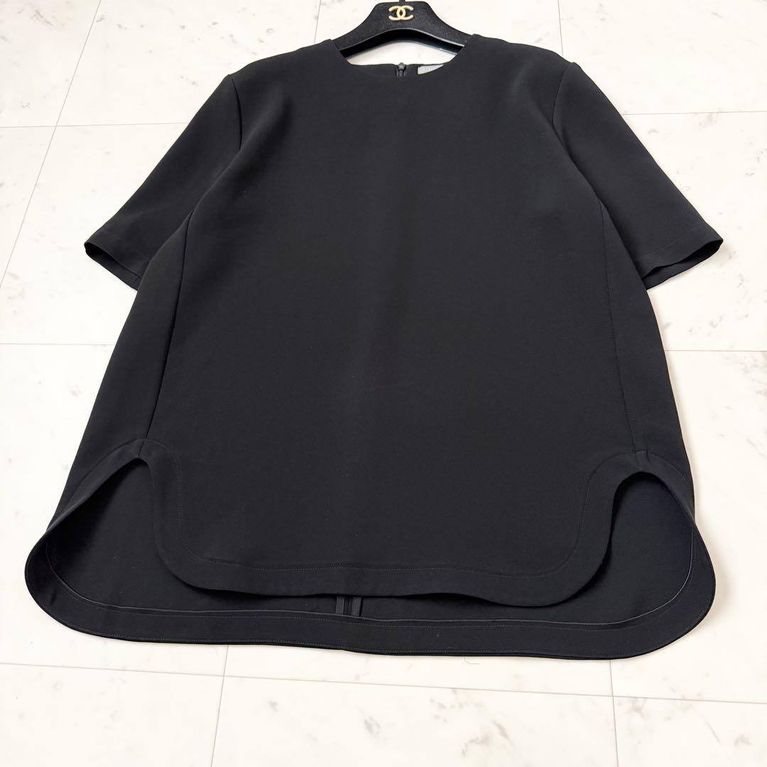 24SS 新品　現行商品　希少カラー　theory luxe 半袖ブラウス 極美品❤️近年モデル セオリーリュクス 半袖ブラウス ブラック