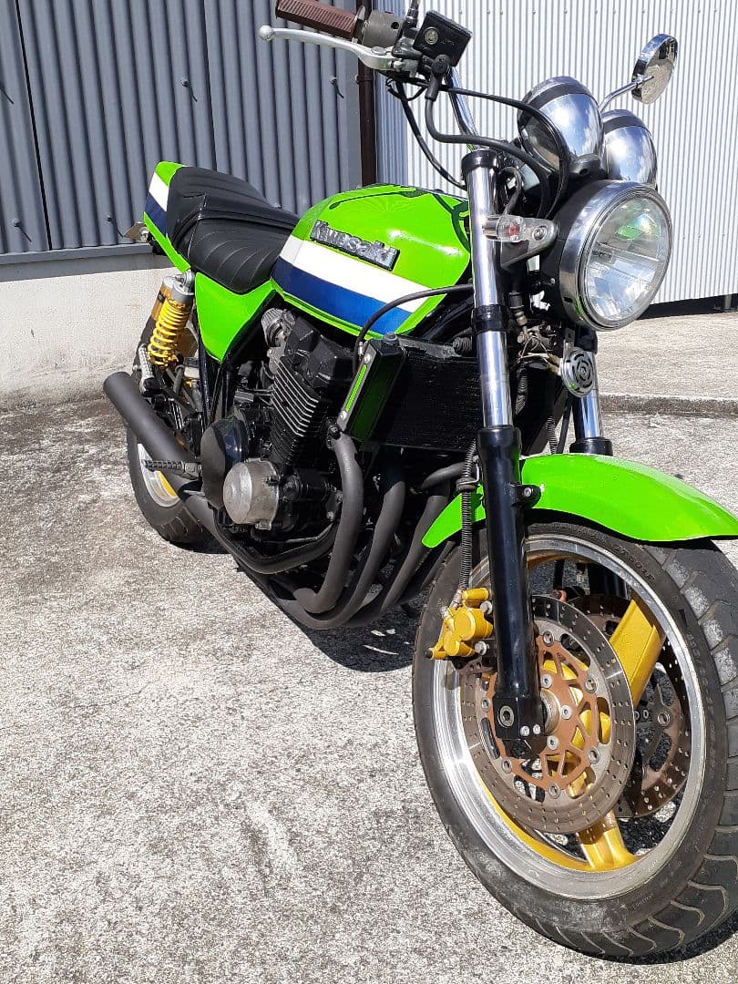 手　元　個人美車　車検R9 8月　ZRX400　即乗