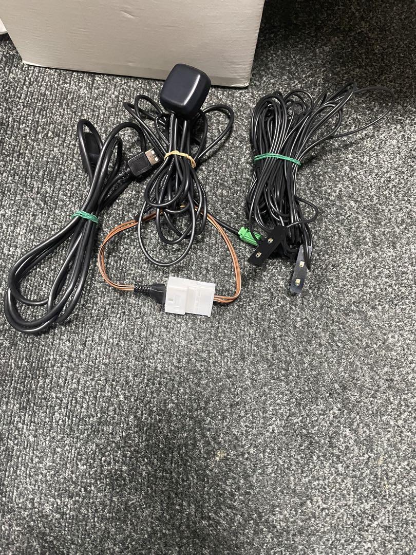 カロッツェリアPioneer AVIC-RL512 カーナビ 本体