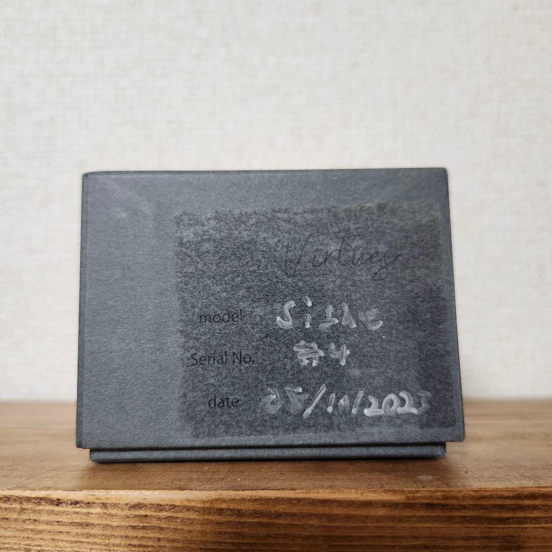 VIRTUES Signe 1stロット シリアル#4 VIRTUES Signe 1stロット シリアル#4