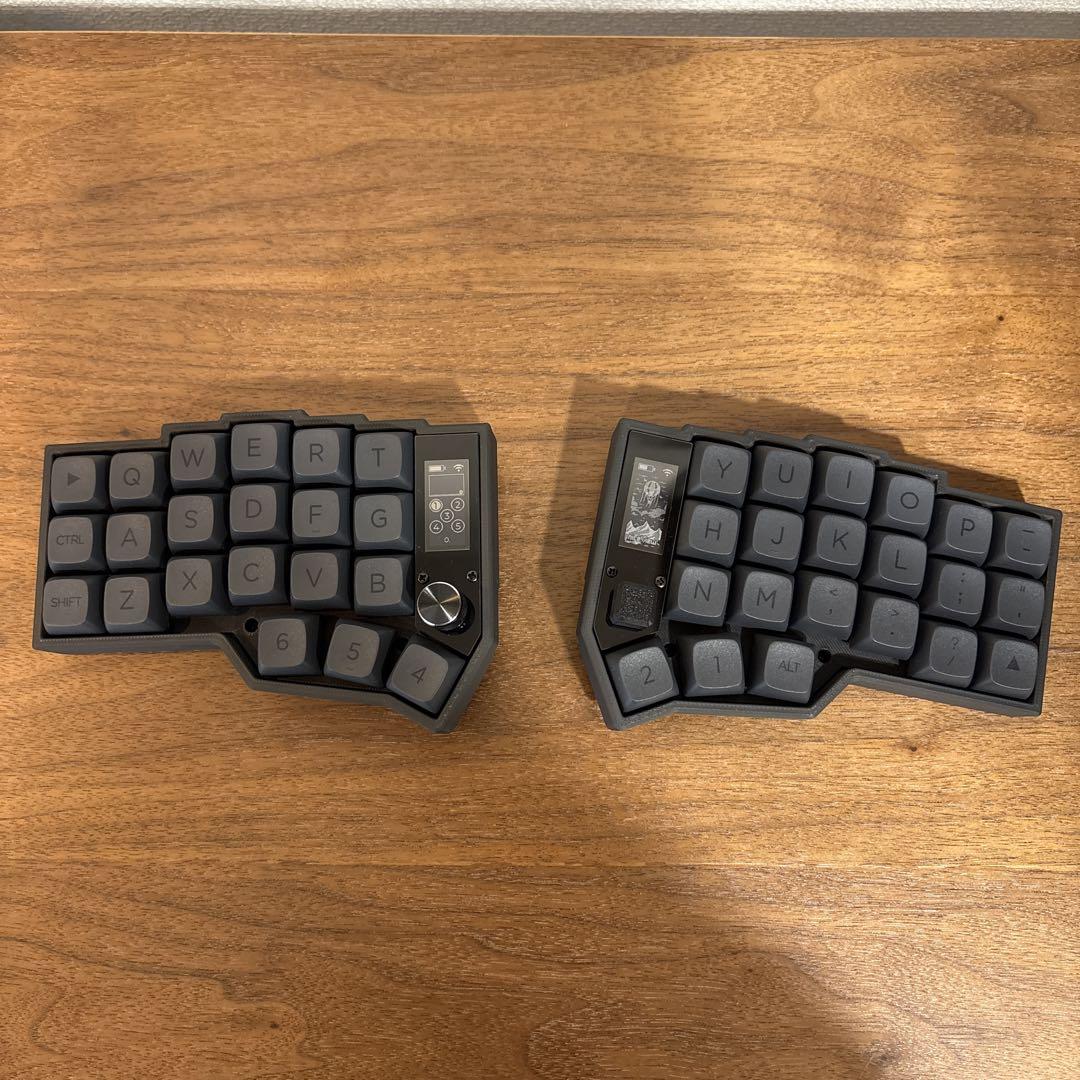 Corne V3 完成品 Bluetooth 自作キーボード 左右分割 ホワイト Corne V3 完成品 Bluetooth 自作キーボード 左右分割 ホワイト